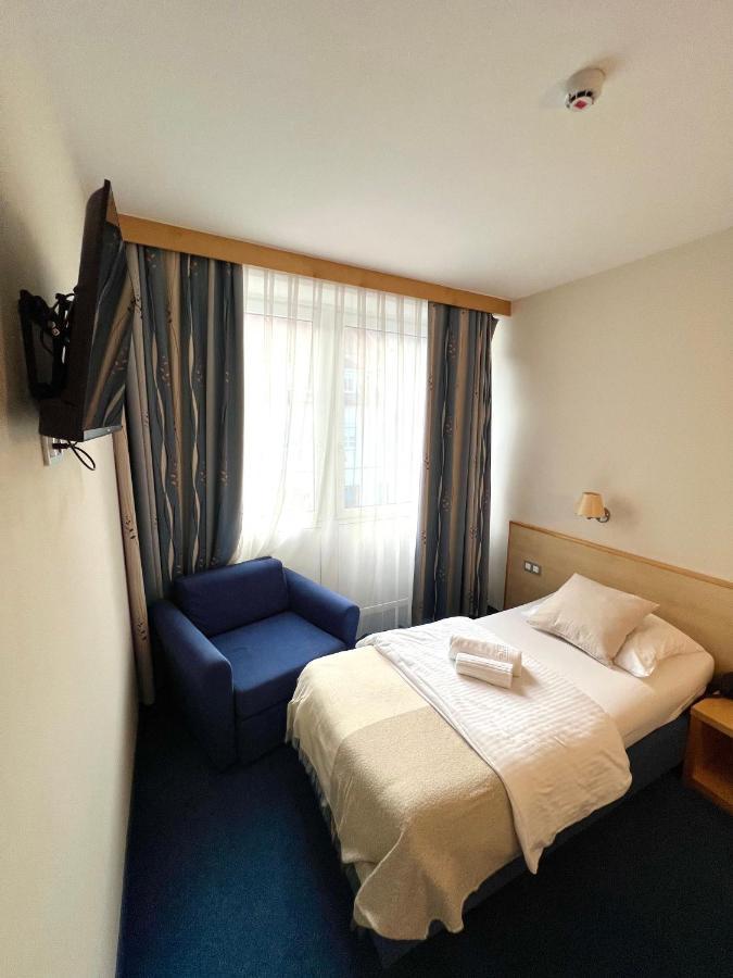 Hotel Jeruzalem Лютомер Екстер'єр фото